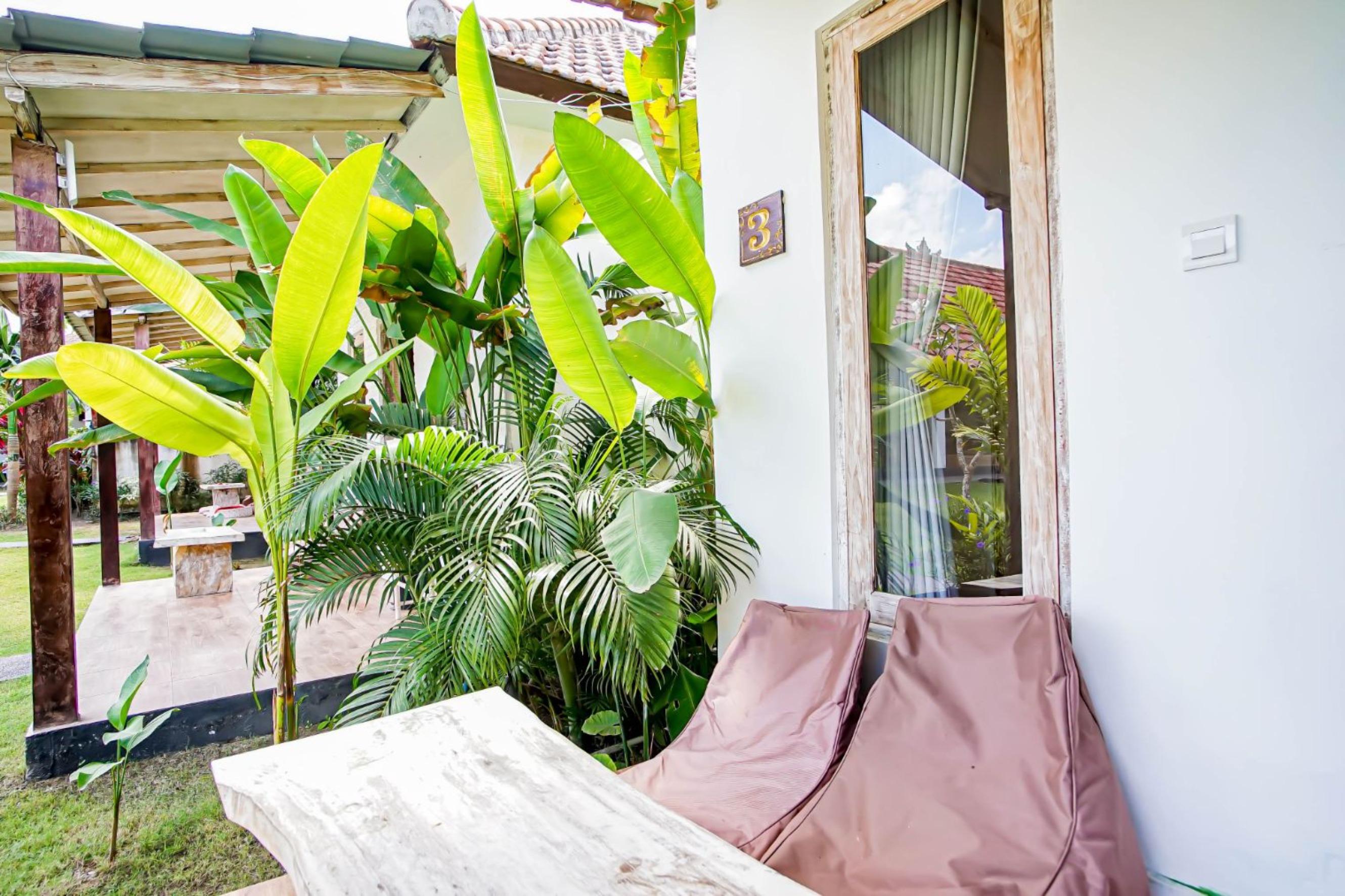 Agung Wiwin Homestay & Restaurant Mengwi Bagian luar foto