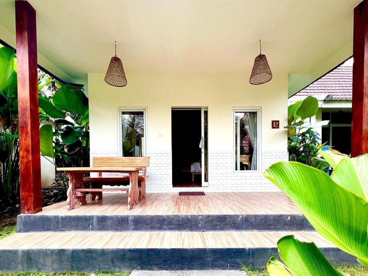 Agung Wiwin Homestay & Restaurant Mengwi Bagian luar foto