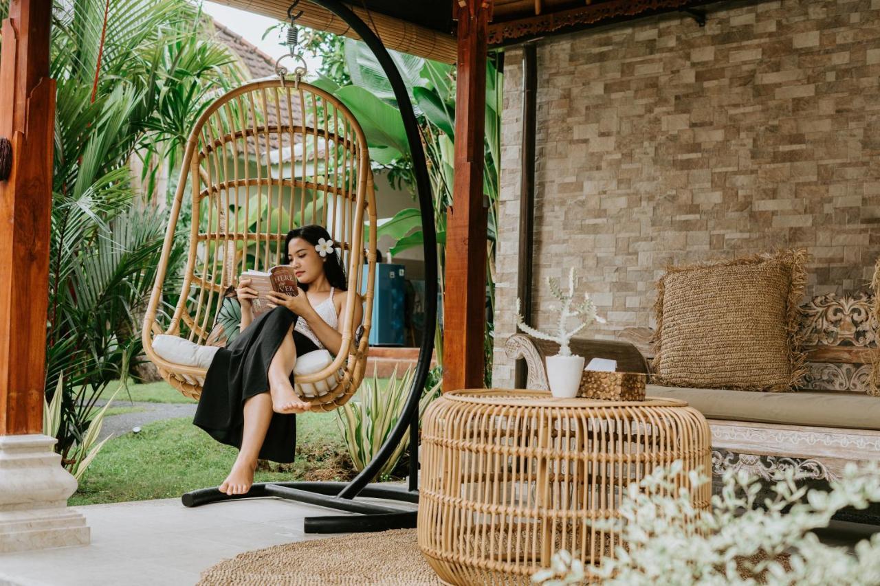 Agung Wiwin Homestay & Restaurant Mengwi Bagian luar foto