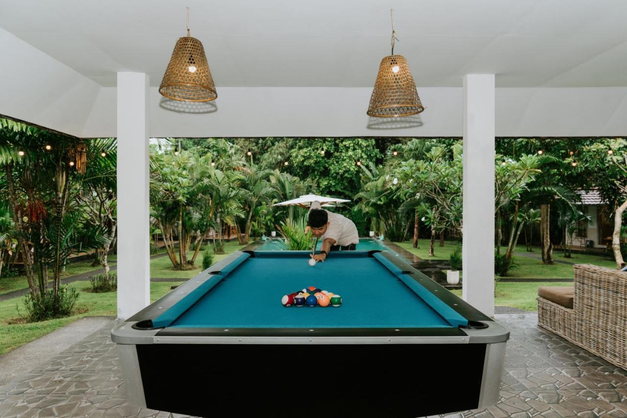 Agung Wiwin Homestay & Restaurant Mengwi Bagian luar foto