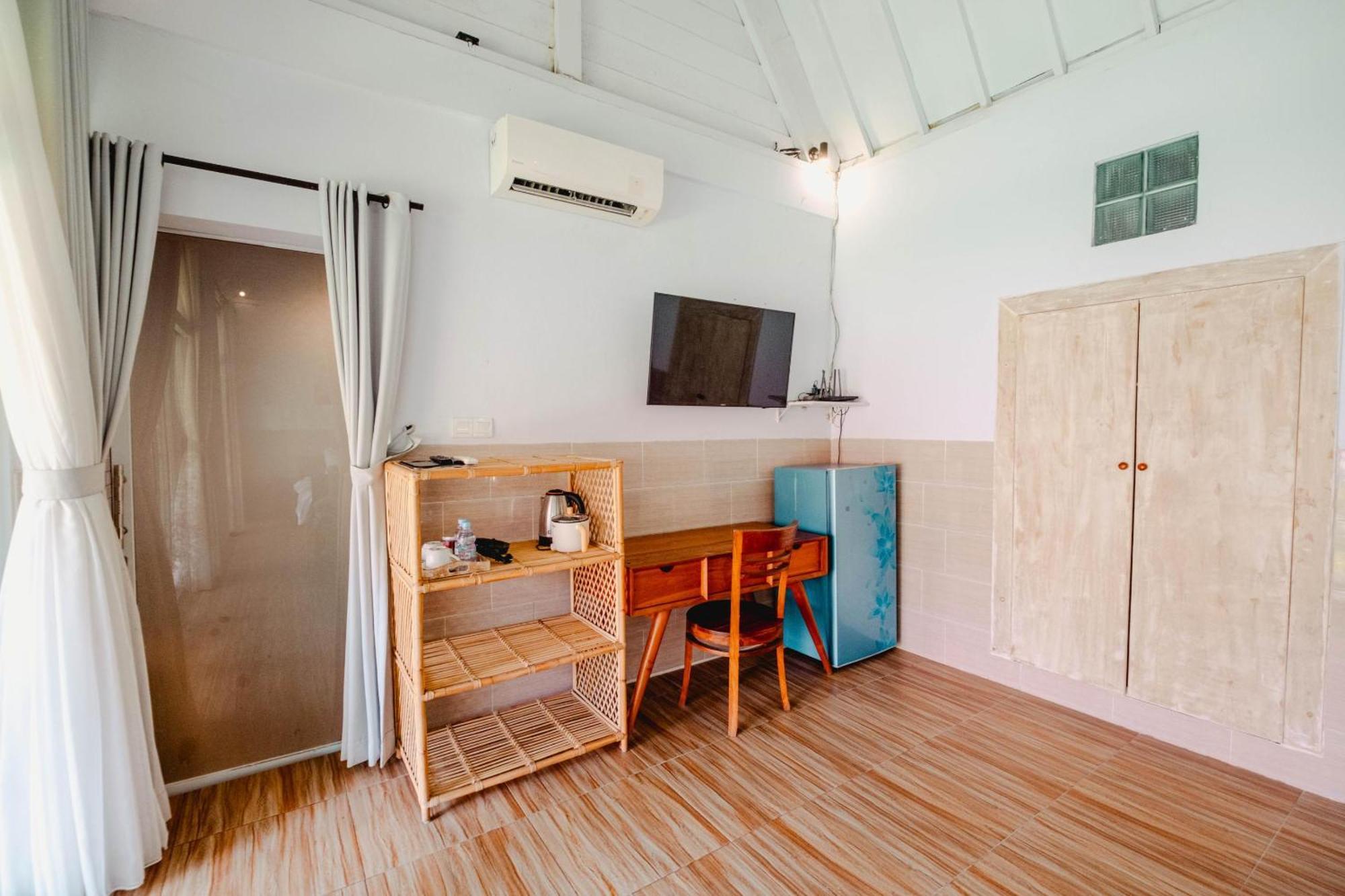 Agung Wiwin Homestay & Restaurant Mengwi Bagian luar foto