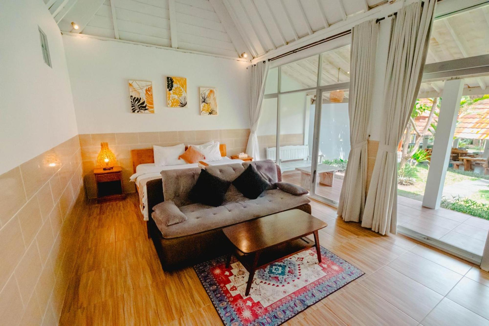Agung Wiwin Homestay & Restaurant Mengwi Bagian luar foto